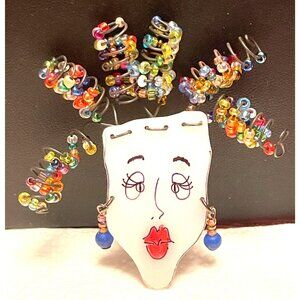 Whimsical Face Brooch With Beaded Wire Hair Red Lipstick & Dangle Earrings - Han